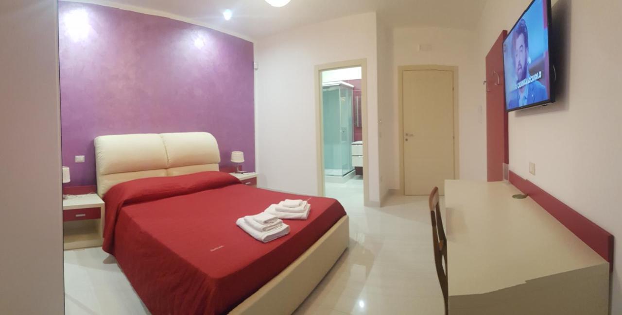 Madigans Rooms Bed&Breakfast Лечче Екстер'єр фото